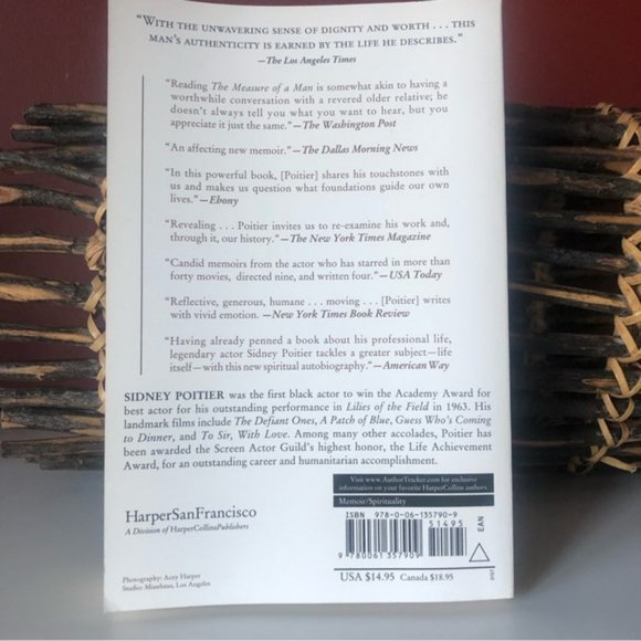 👛 (ANY 4/$20) Book: THE MEASURE OF A MAN, Autobiography of Sidney Poitier - Picture 2 of 5